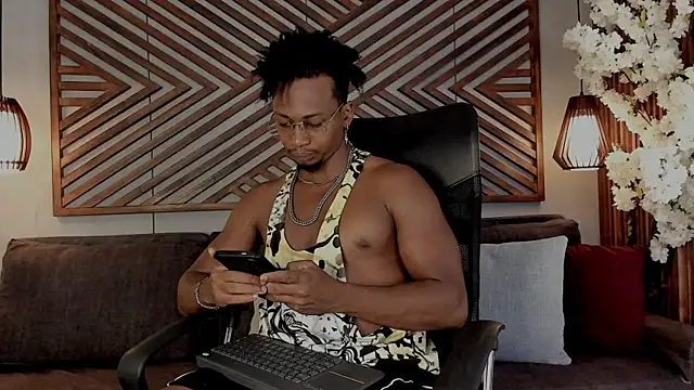 Snapshot of JamalMyst chatting on May 5, 2026, 8:23 pm JamalMyst online show from May 5, 2026, 8:23 pm