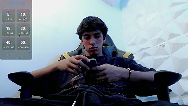 Snapshot of Jake_tripp chatting on February 15, 2025, 5:30 am Jake tripp online show from February 15, 2025, 5:30 am
