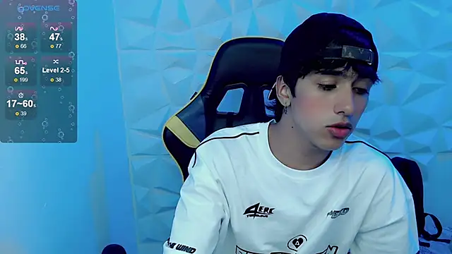 Snapshot of Jake_tripp chatting on February 20, 2025, 6:39 am Jake tripp online show from February 20, 2025, 6:39 am