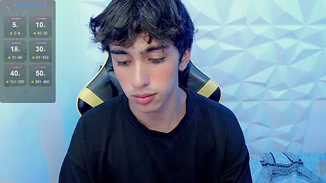 Snapshot of Jake_tripp chatting on February 18, 2025, 2:59 am Jake tripp online show from February 18, 2025, 2:59 am