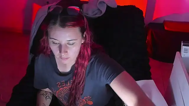 Snapshot of bonnie_moon_ chatting on October 21, 2025, 10:20 pm bonnie moon online show from October 21, 2025, 10:20 pm