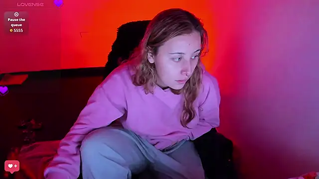 Snapshot of bonnie_moon_ chatting on March 30, 2026, 4:30 pm bonnie moon online show from March 30, 2026, 4:30 pm