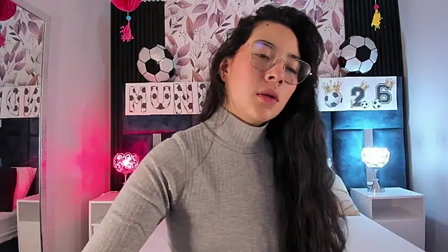 Susa1userma  online show from June 17, 2026, 12:26 pm
