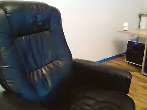 Snapshot of Minm666 chatting on December 21, 2024, 12:38 pm Minm666 online show from December 21, 2024, 12:38 pm