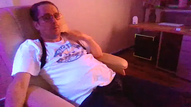 Snapshot of Minm666 chatting on January 14, 2025, 10:23 pm Minm666 online show from January 14, 2025, 10:23 pm