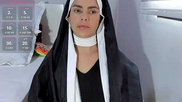 Snapshot of ClaraMariaMon chatting on October 16, 2025, 4:59 pm ClaraMariaMon online show from October 16, 2025, 4:59 pm