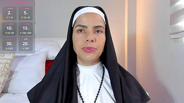 Snapshot of ClaraMariaMon chatting on December 4, 2025, 3:00 pm ClaraMariaMon online show from December 4, 2025, 3:00 pm