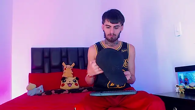 Snapshot of Brutal_Sex_Fucking chatting on January 28, 2025, 8:15 pm Brutal Sex Fucking online show from January 28, 2025, 8:15 pm