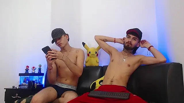 Snapshot of Brutal_Sex_Fucking chatting on March 13, 2025, 11:59 pm Brutal Sex Fucking online show from March 13, 2025, 11:59 pm