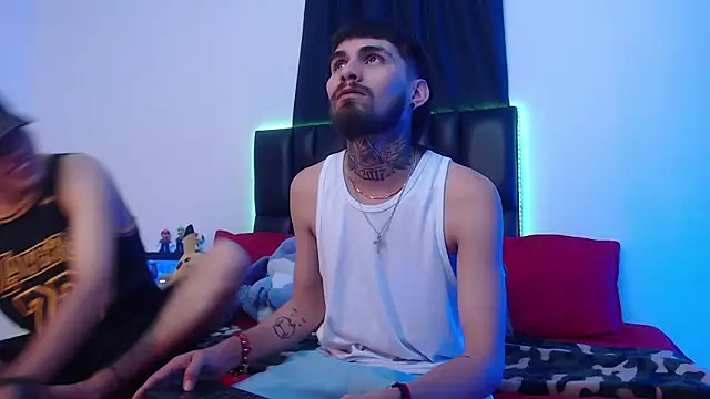 Snapshot of Brutal_Sex_Fucking chatting on March 9, 2025, 8:21 pm Brutal Sex Fucking online show from March 9, 2025, 8:21 pm
