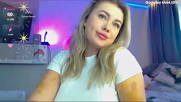 Snapshot of SuchCute chatting on February 3, 2026, 2:53 am SuchCute online show from February 3, 2026, 2:53 am