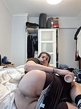 Snapshot of Tulio_maravilha12 chatting on February 25, 2026, 8:52 pm Tulio maravilha12 online show from February 25, 2026, 8:52 pm