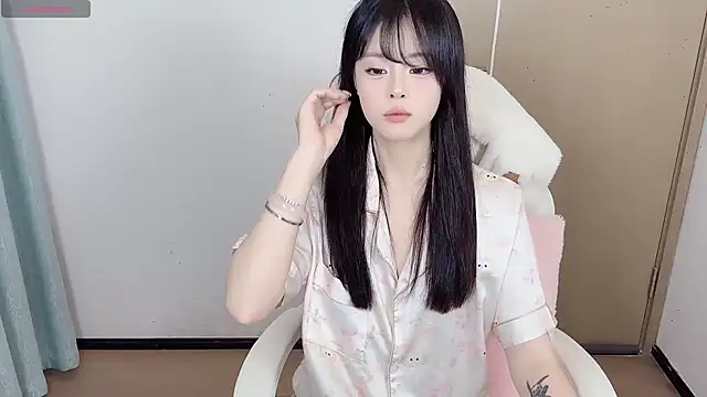 Mini-X online show from September 18, 2025, 11:24 am