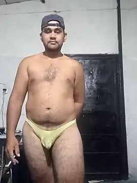 travieso2893 online show from May 10, 2026, 3:43 am