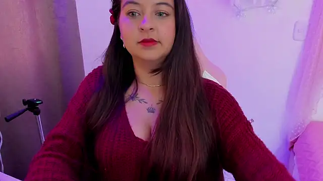 Snapshot of Sweet_Chloe06 chatting on December 3, 2024, 8:55 pm Sweet Chloe06 online show from December 3, 2024, 8:55 pm