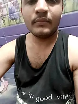 Snapshot of Naresh00766 chatting on March 7, 2026, 7:52 pm Naresh00766 online show from March 7, 2026, 7:52 pm