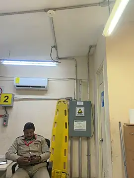 Snapshot of EnriquePersian197 chatting on February 28, 2026, 1:38 am EnriquePersian197 online show from February 28, 2026, 1:38 am