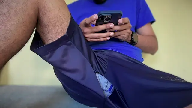 Snapshot of EnriquePersian197 chatting on March 2, 2025, 9:52 pm EnriquePersian197 online show from March 2, 2025, 9:52 pm