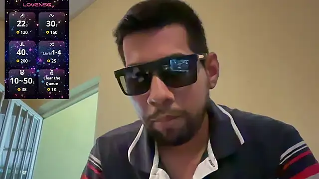 Snapshot of EnriquePersian197 chatting on October 7, 2025, 6:53 pm EnriquePersian197 online show from October 7, 2025, 6:53 pm