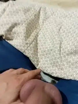 Snapshot of Porco81cazzo chatting on January 5, 2026, 6:44 pm Porco81cazzo online show from January 5, 2026, 6:44 pm