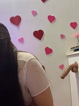 Snapshot of melyescobar chatting on February 12, 2026, 4:01 am melyescobar online show from February 12, 2026, 4:01 am