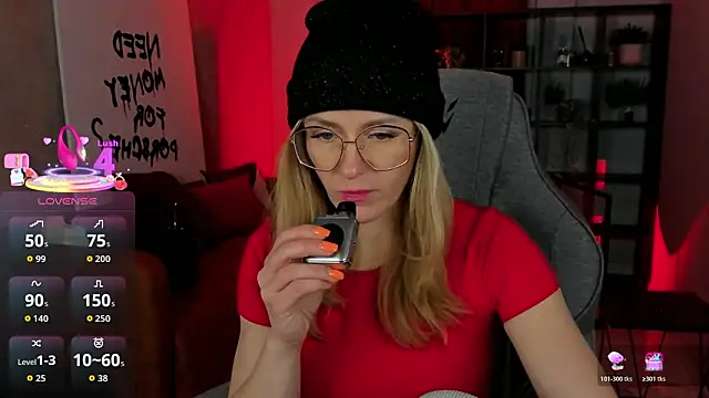 Snapshot of LadyIzabel chatting on February 2, 2026, 2:49 pm LadyIzabel online show from February 2, 2026, 2:49 pm