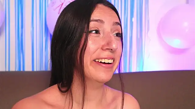 Sweet Sammy  online show from February 9, 2026, 8:40 pm