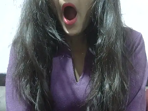 Snapshot of Aayesha chatting on November 23, 2025, 5:06 am Aayesha online show from November 23, 2025, 5:06 am