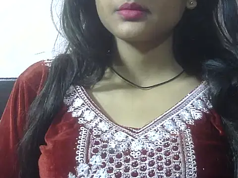 Snapshot of Aayesha chatting on February 6, 2026, 2:46 pm Aayesha online show from February 6, 2026, 2:46 pm