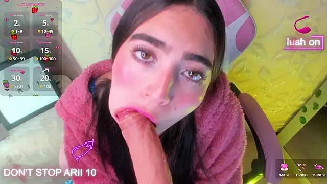 Snapshot of Arii_vega_ chatting on March 7, 2025, 11:49 pm Arii vega  online show from March 7, 2025, 11:49 pm