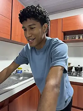 Masterikee online show from December 22, 2025, 2:22 am