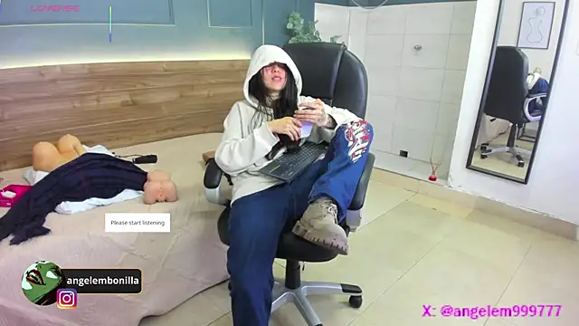 megan morgan01 online show from May 29, 2026, 12:44 pm