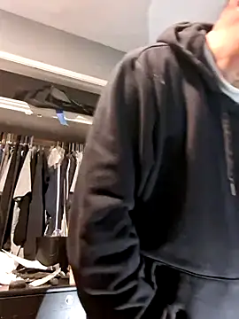 Snapshot of spunncumer chatting on December 19, 2025, 7:00 am spunncumer online show from December 19, 2025, 7:00 am