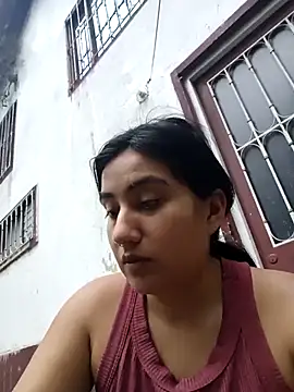 Snapshot of Hellen_Alex chatting on February 19, 2025, 3:05 pm Hellen Alex online show from February 19, 2025, 3:05 pm
