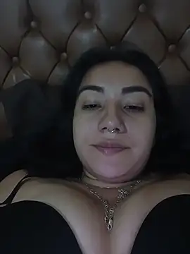 Snapshot of Hellen_Alex chatting on February 18, 2026, 1:51 pm Hellen Alex online show from February 18, 2026, 1:51 pm