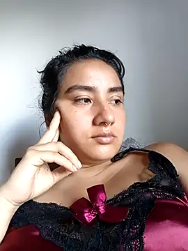 Snapshot of Hellen_Alex chatting on February 14, 2025, 3:05 pm Hellen Alex online show from February 14, 2025, 3:05 pm