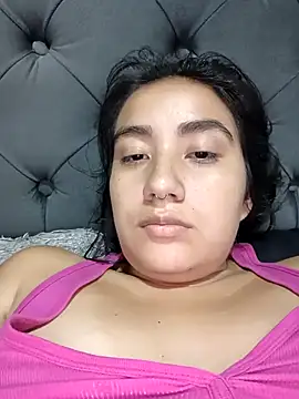 Snapshot of Hellen_Alex chatting on February 6, 2025, 9:49 pm Hellen Alex online show from February 6, 2025, 9:49 pm