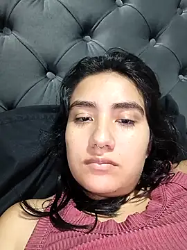 Snapshot of Hellen_Alex chatting on February 20, 2025, 5:52 pm Hellen Alex online show from February 20, 2025, 5:52 pm