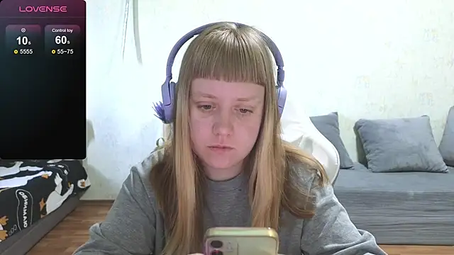 Snapshot of June_shy0 chatting on June 8, 2026, 7:31 am June shy0 online show from June 8, 2026, 7:31 am