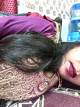 Snapshot of Sharmila-Singh chatting on November 9, 2025, 8:57 pm Sharmila-Singh online show from November 9, 2025, 8:57 pm