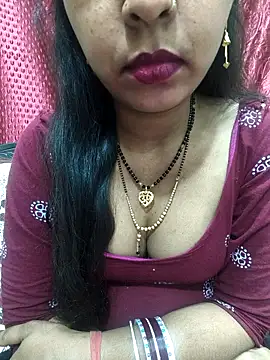 Snapshot of Sharmila-Singh chatting on December 5, 2025, 7:45 pm Sharmila-Singh online show from December 5, 2025, 7:45 pm