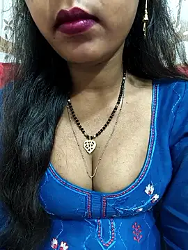 Snapshot of Sharmila-Singh chatting on May 4, 2026, 5:44 am Sharmila-Singh online show from May 4, 2026, 5:44 am