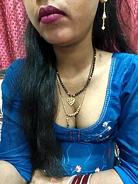 Snapshot of Sharmila-Singh chatting on December 17, 2025, 6:07 am Sharmila-Singh online show from December 17, 2025, 6:07 am