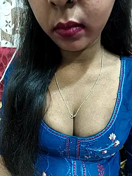 Snapshot of Sharmila-Singh chatting on January 12, 2026, 6:04 pm Sharmila-Singh online show from January 12, 2026, 6:04 pm