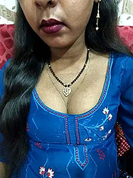 Snapshot of Sharmila-Singh chatting on May 5, 2026, 6:16 am Sharmila-Singh online show from May 5, 2026, 6:16 am