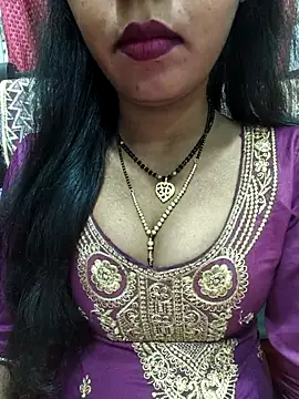 Snapshot of Sharmila-Singh chatting on November 14, 2025, 4:38 am Sharmila-Singh online show from November 14, 2025, 4:38 am