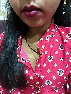 Snapshot of Sharmila-Singh chatting on April 24, 2026, 5:04 pm Sharmila-Singh online show from April 24, 2026, 5:04 pm