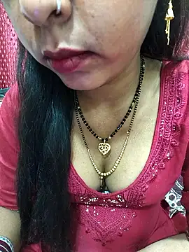 Snapshot of Sharmila-Singh chatting on December 3, 2025, 6:40 pm Sharmila-Singh online show from December 3, 2025, 6:40 pm