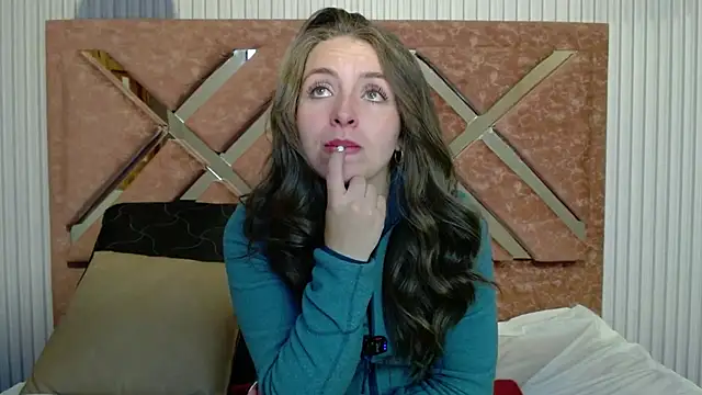 Snapshot of _isaabellaa chatting on May 9, 2026, 3:15 pm isaabellaa online show from May 9, 2026, 3:15 pm