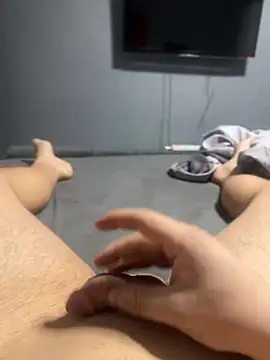 Snapshot of kleinerdixk chatting on January 8, 2025, 5:15 pm kleinerdixk online show from January 8, 2025, 5:15 pm